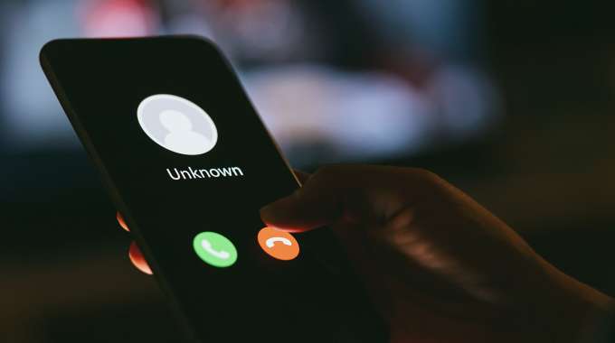 incoming call from unknown number on smartphone