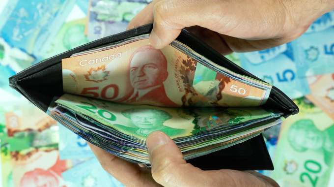 wallet containing $5,000 cash